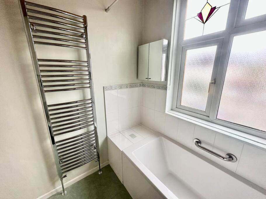 4 Bed House In Daneby Road,Se6 Villa Catford Exterior photo